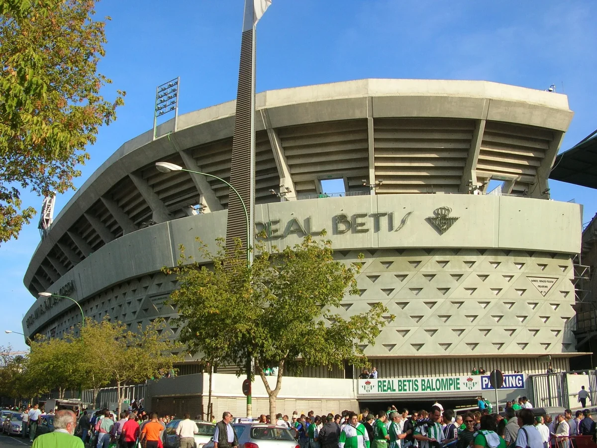 Barcelona karkasi La Ligan kärkeen