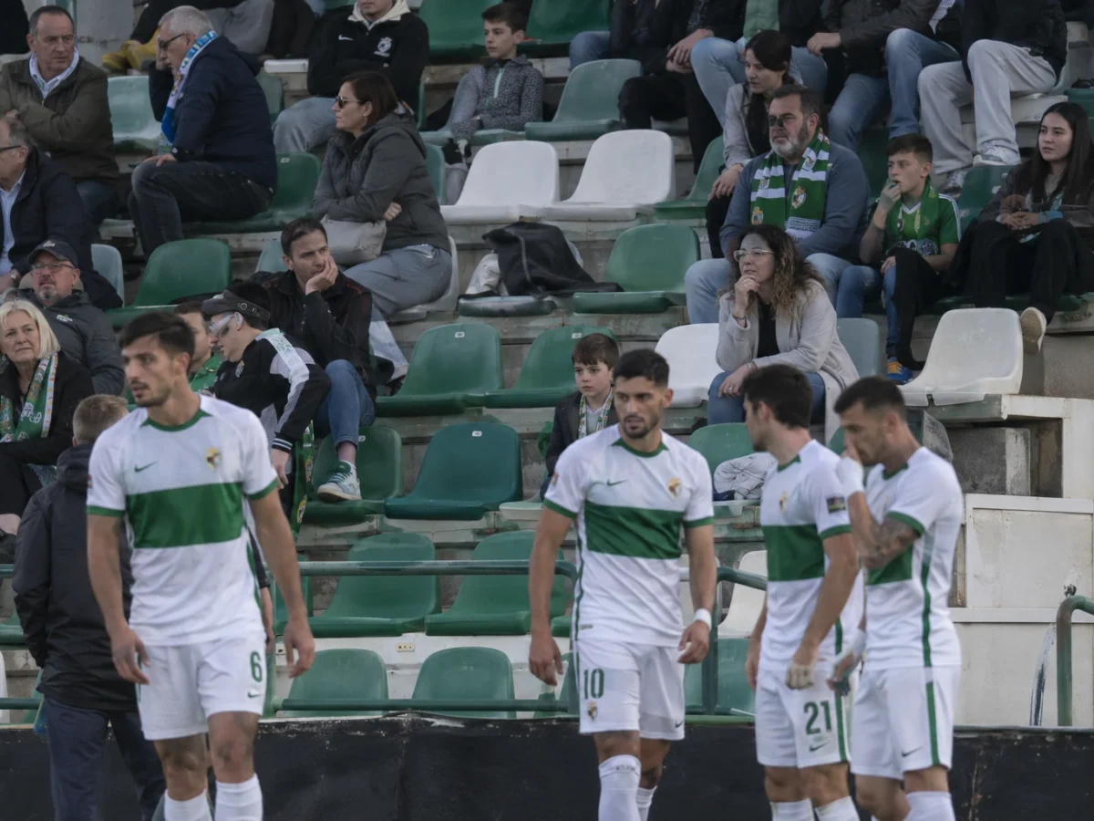 Elche vajosi La Ligan jumboksi voitottoman alun jälkeen